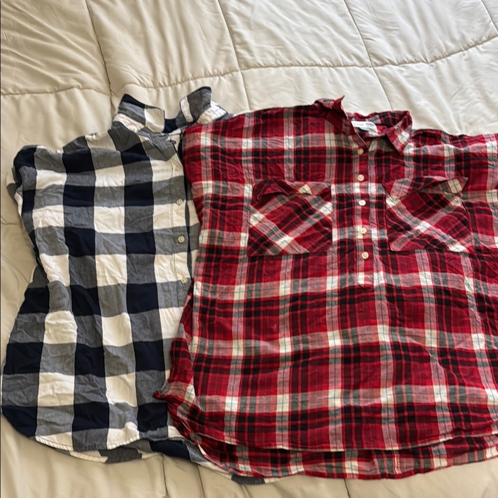 GAP Red and Blue Long Sleeve Tees
